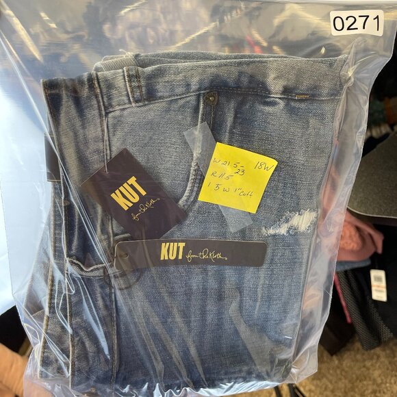 18W - KUT FROM THE KLOTH - KATY Boyfriend Short Distressed Denim Jean Short NEW - Picture 12 of 12